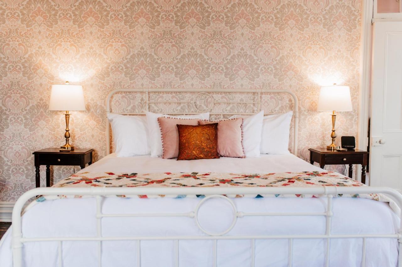 White House Hotel Hermann Zewnętrze zdjęcie